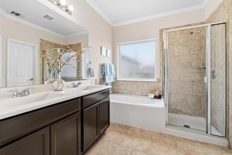 10124 Pinnacle Crest Loop Austin TX 78747