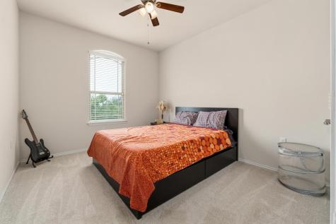 10124 Pinnacle Crest Loop Austin TX 78747
