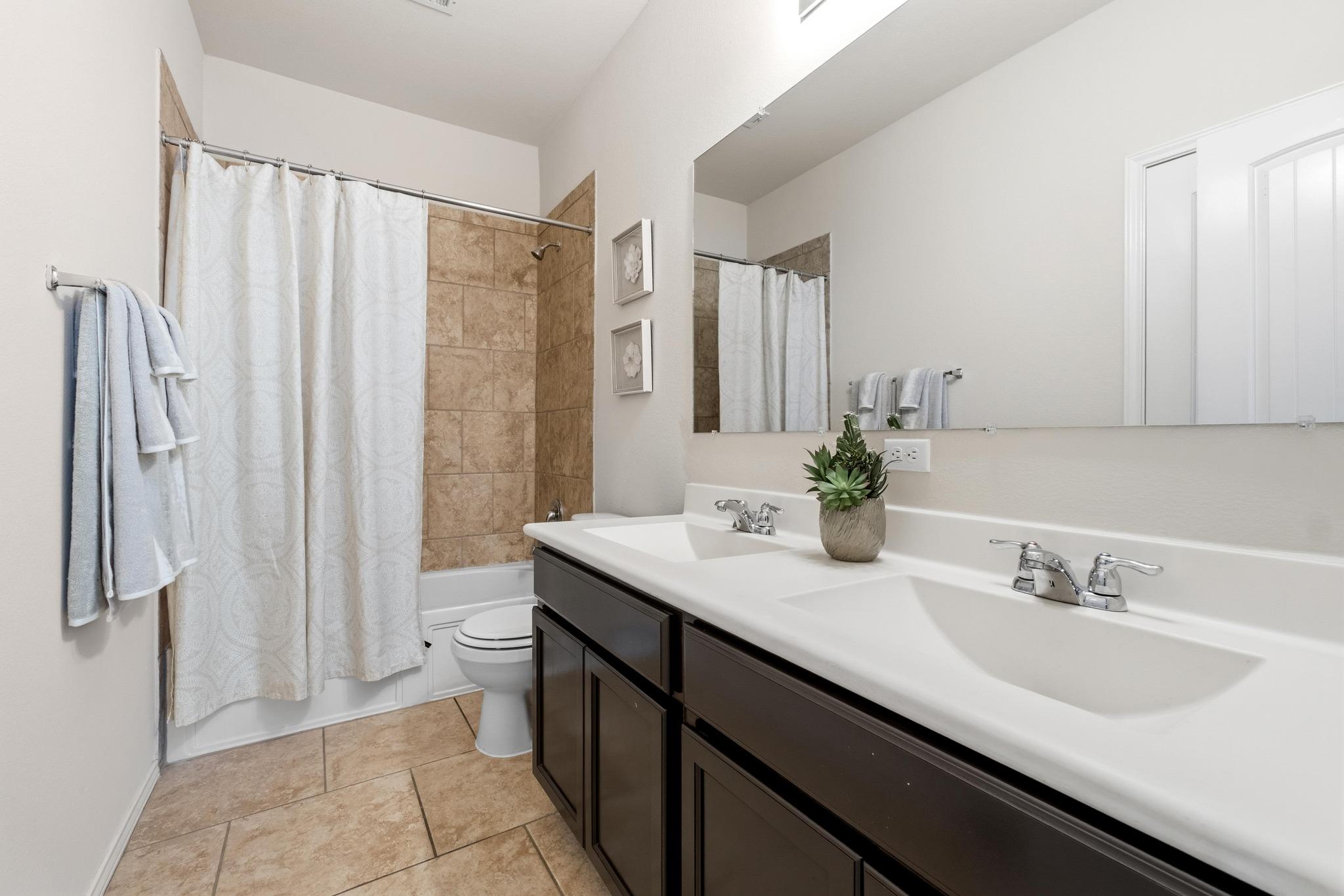 10124 Pinnacle Crest Loop Austin TX 78747
