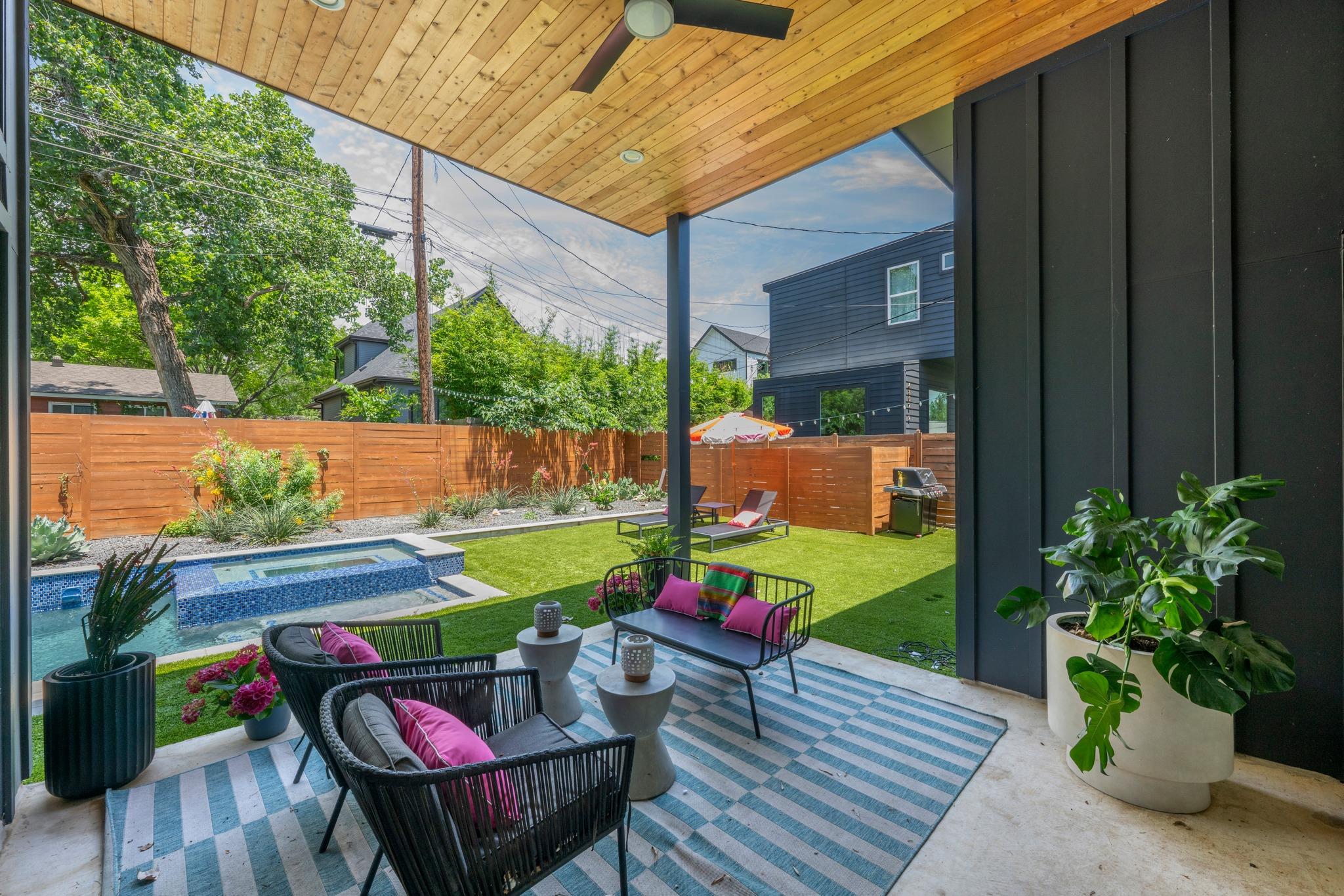 4804 Gladeview Austin TX 78745