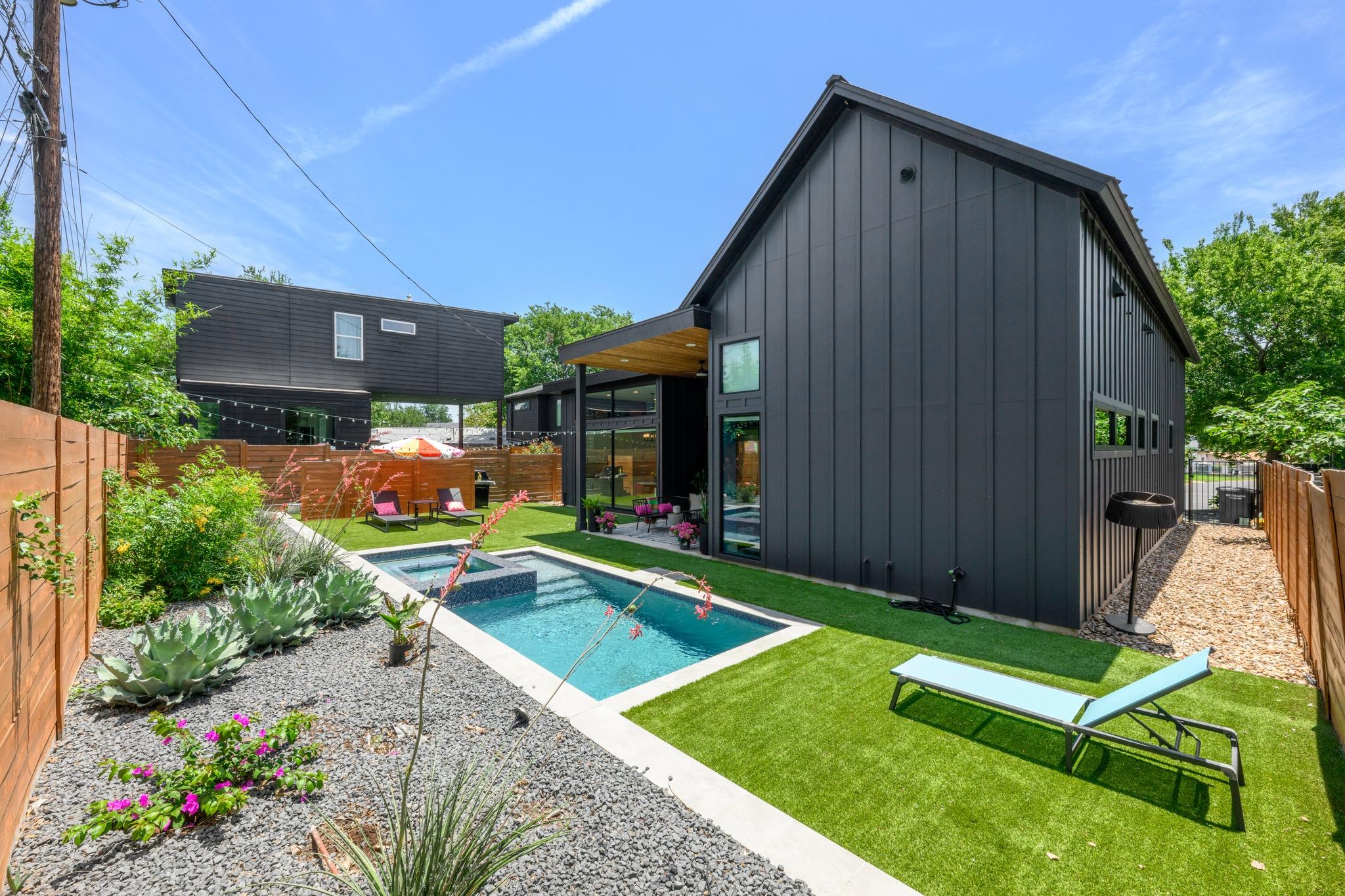4804 Gladeview Austin TX 78745