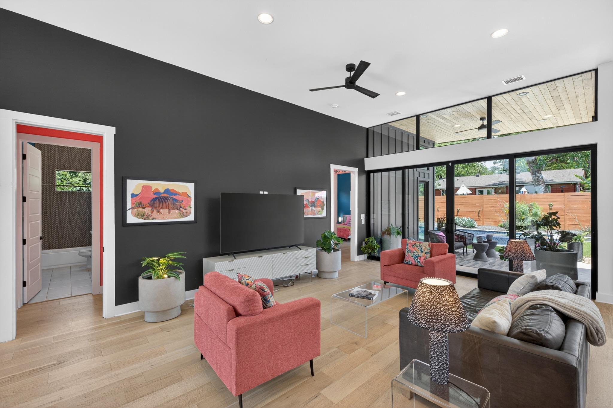 4804 Gladeview Austin TX 78745