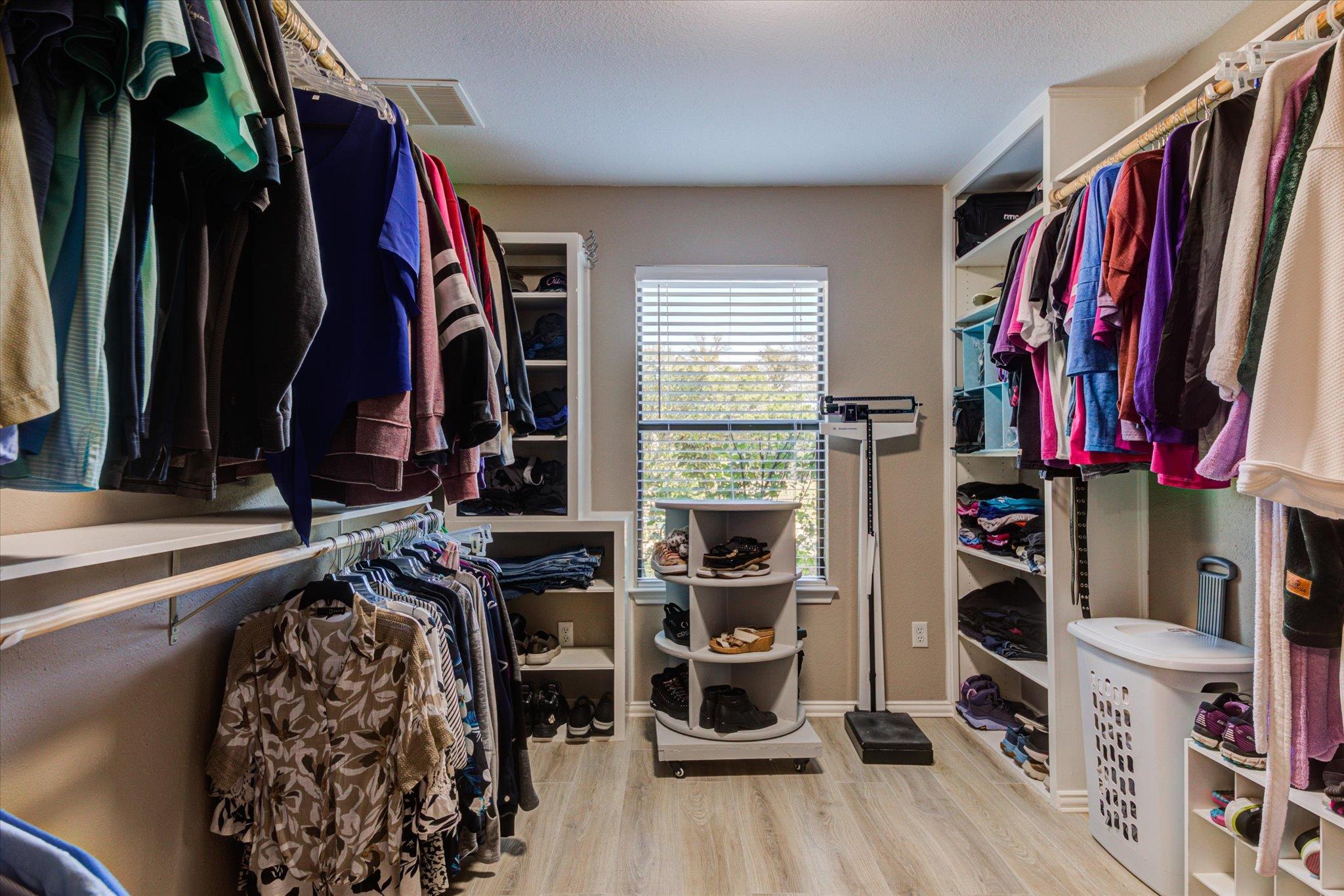 200 Harbor Cir Circle Georgetown TX 78633