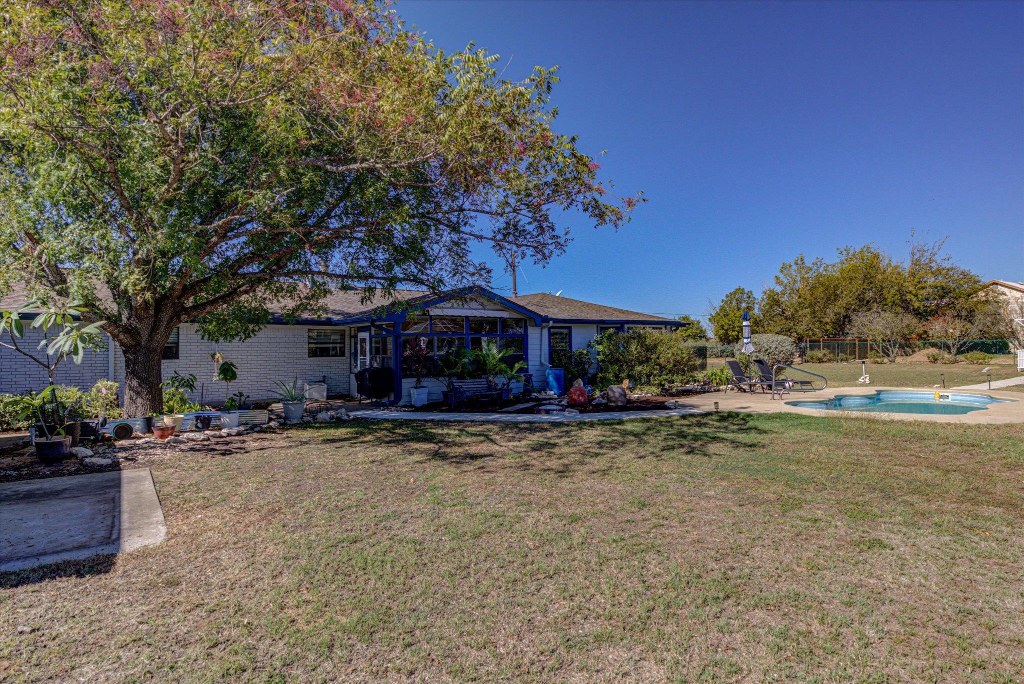 200 Harbor Cir Circle Georgetown TX 78633