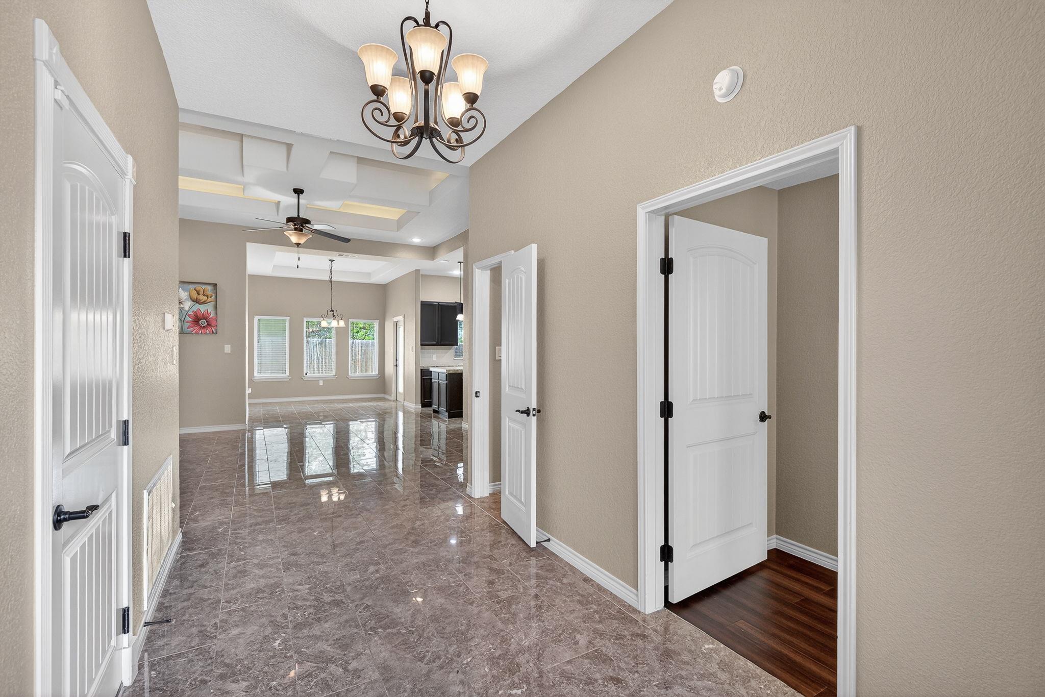 212 Knights Row Cottonwood Shores TX 78657
