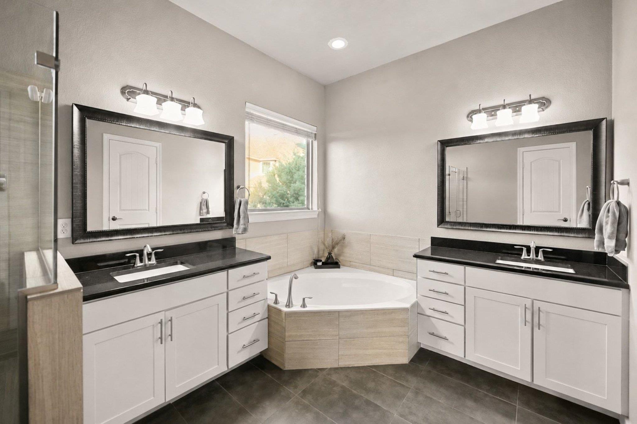 22524 Rock Wren Road Spicewood TX 78669