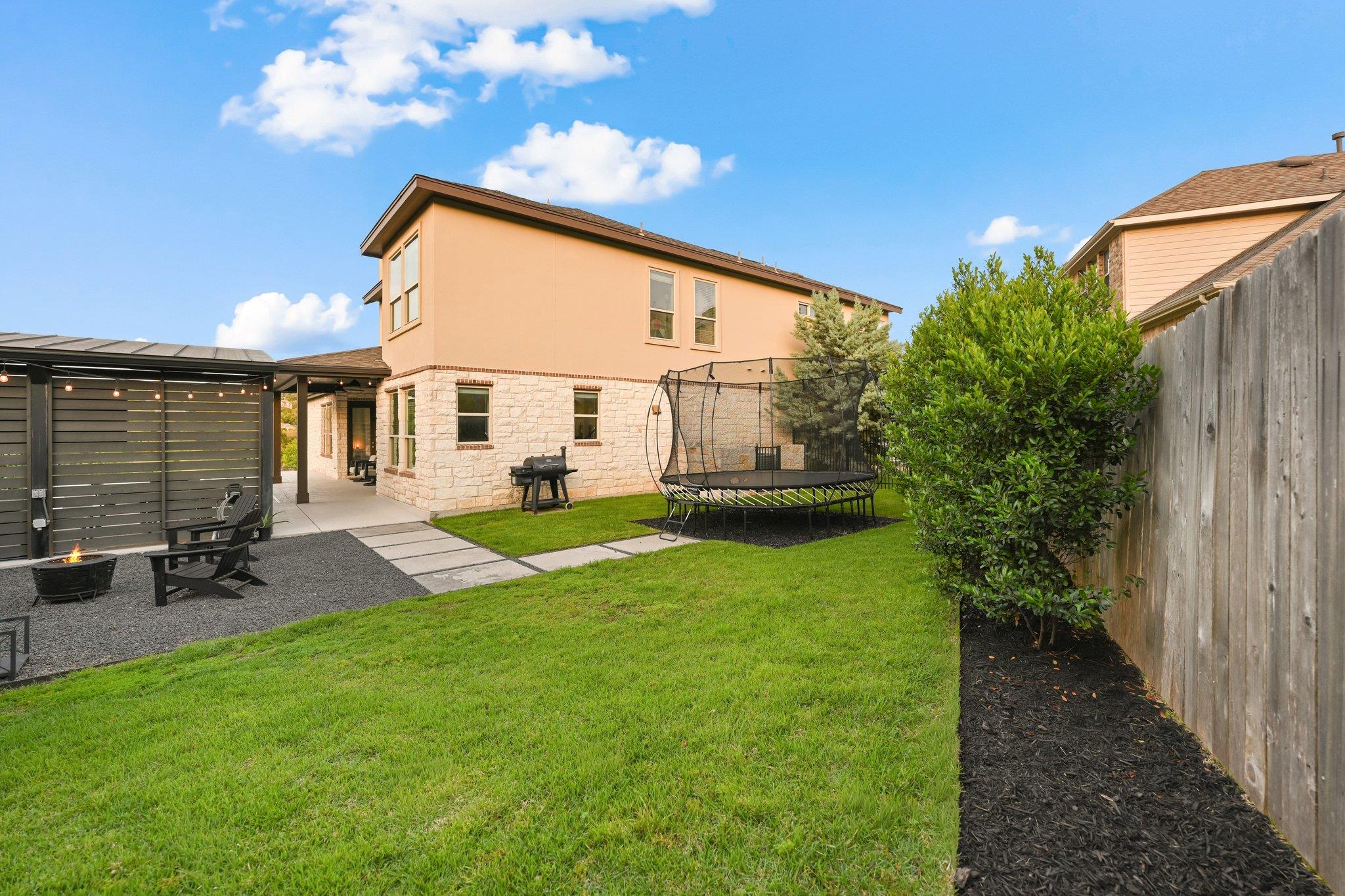 22524 Rock Wren Road Spicewood TX 78669