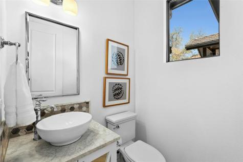 3 Camwood Trail The Hills TX 78738
