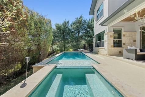 3 Camwood Trail The Hills TX 78738
