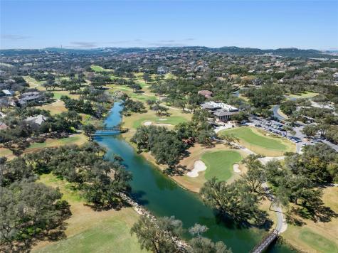 3 Camwood Trail The Hills TX 78738