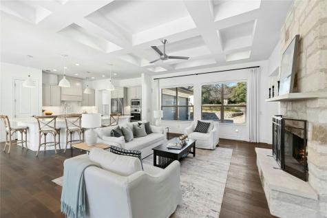 3 Camwood Trail The Hills TX 78738