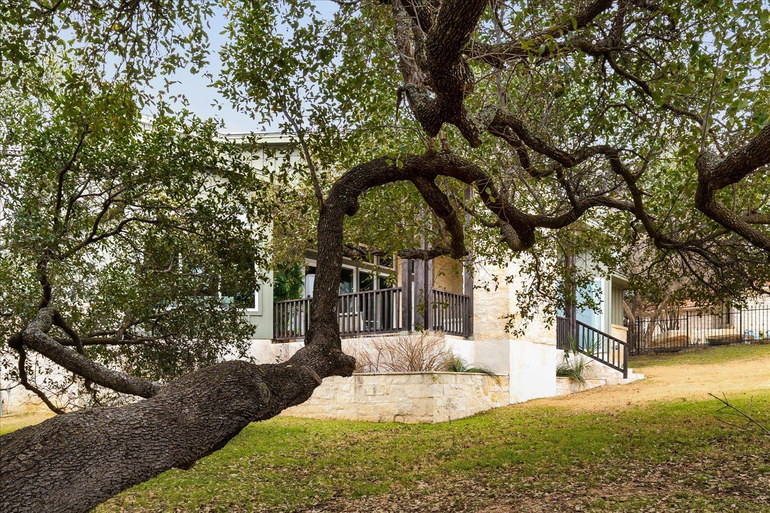 103 Stillwater Horseshoe Bay TX 78657