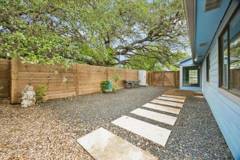 3811 Stonecroft Drive Austin TX 78749