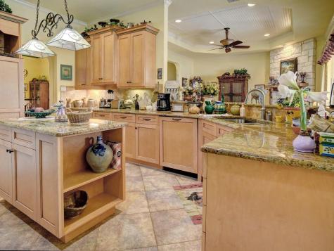 203 Wagon Way Bastrop TX 78602