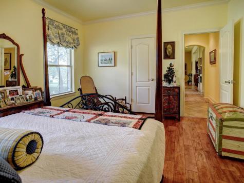 203 Wagon Way Bastrop TX 78602