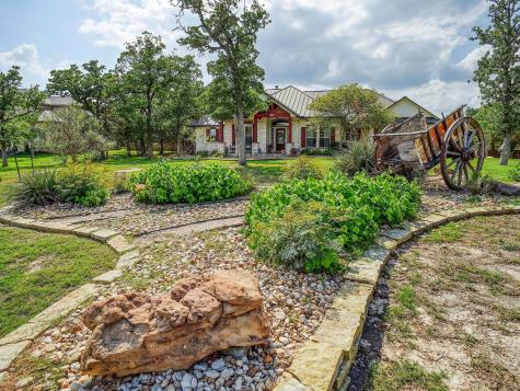 203 Wagon Way Bastrop TX 78602