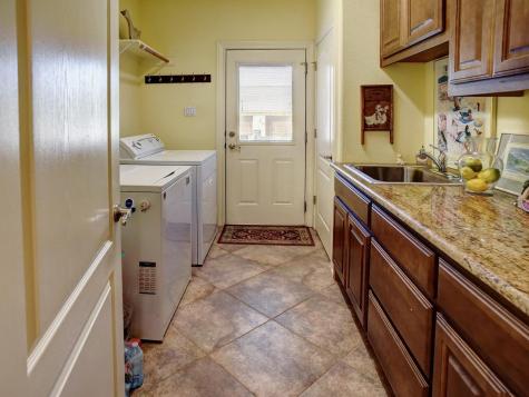 203 Wagon Way Bastrop TX 78602