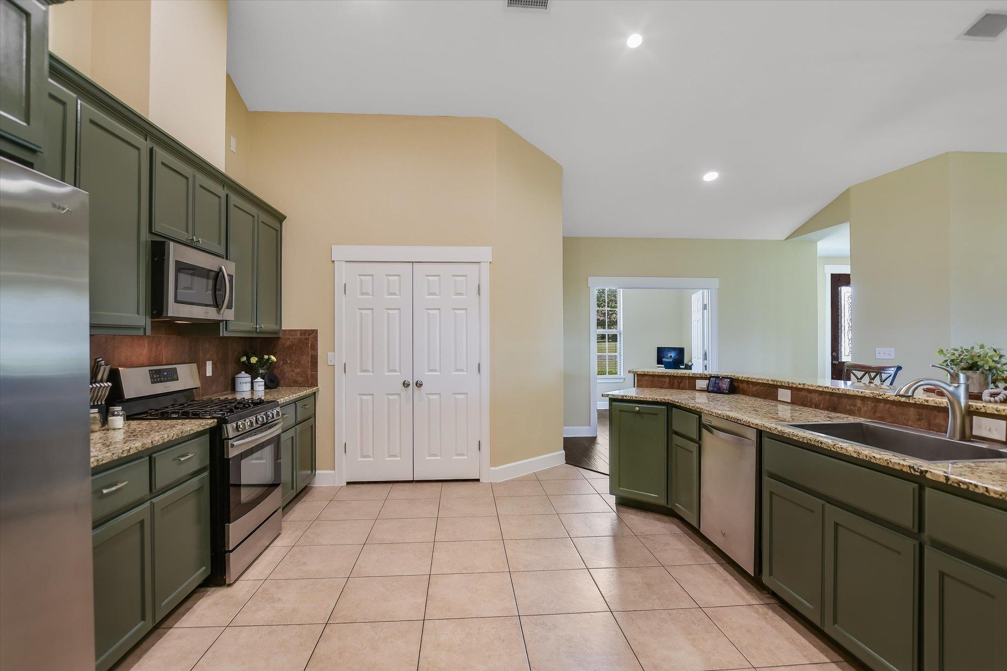 212 Christine Lane Liberty Hill TX 78642