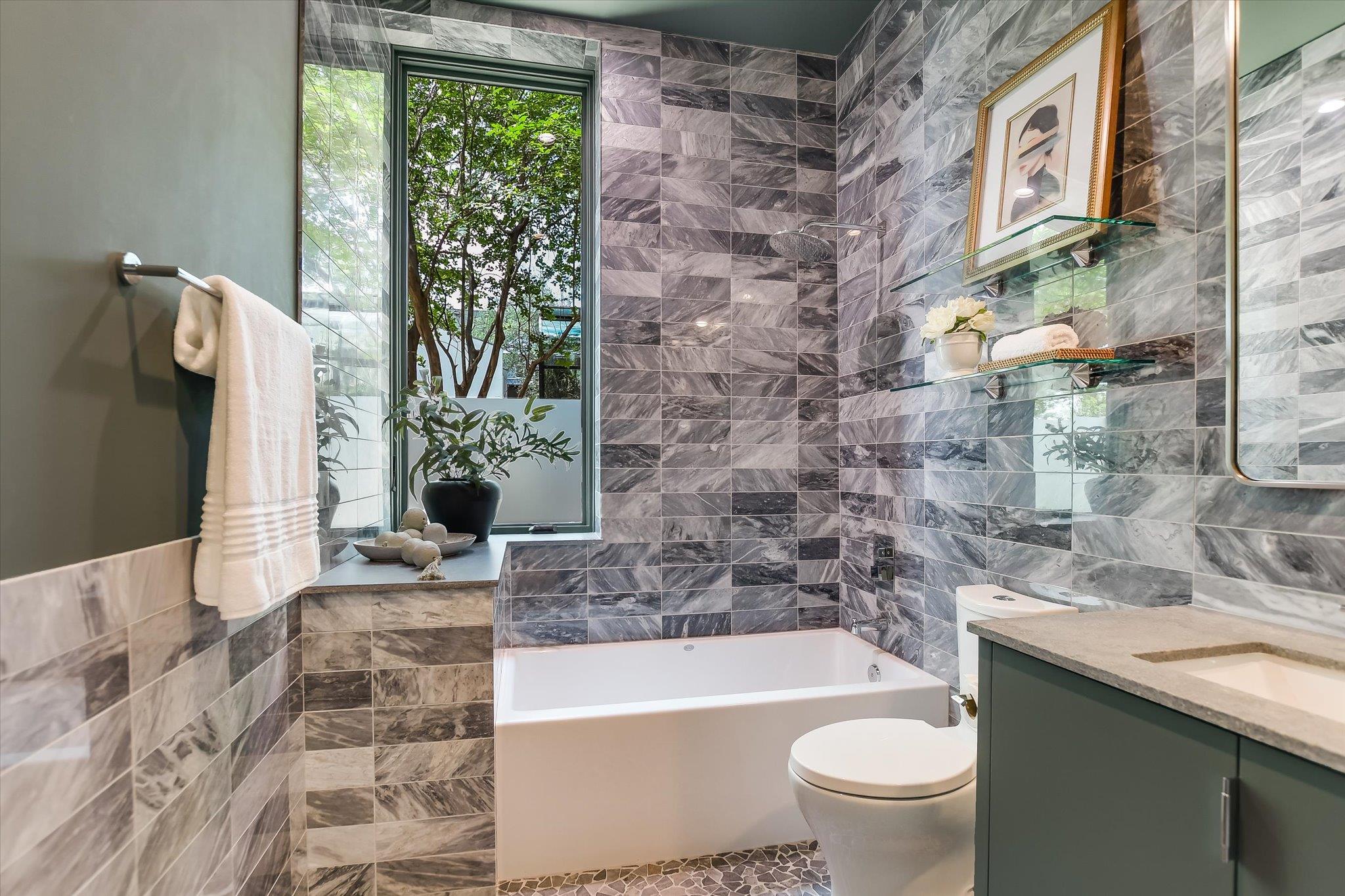 2405 Deer Pass Austin TX 78746