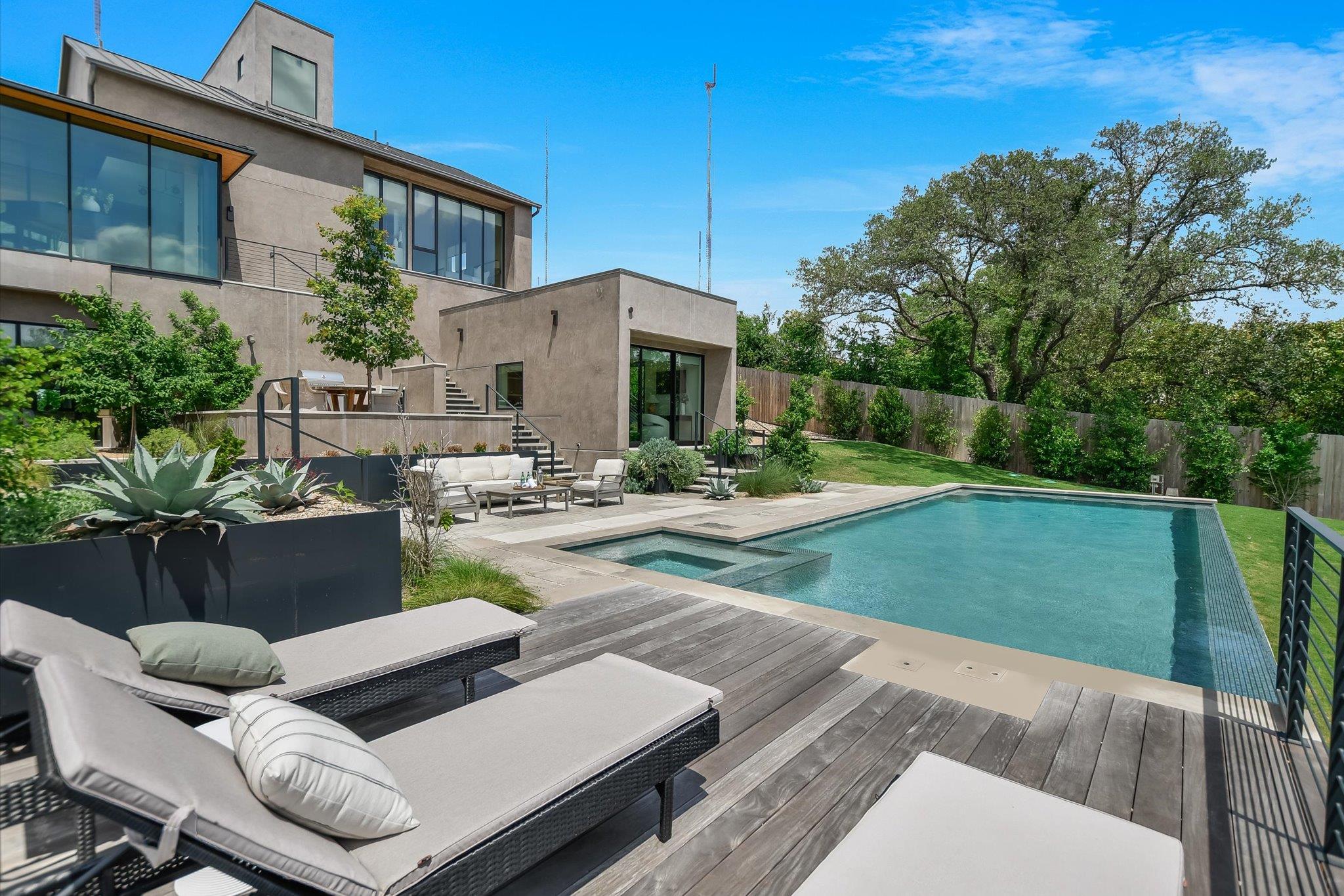 2405 Deer Pass Austin TX 78746