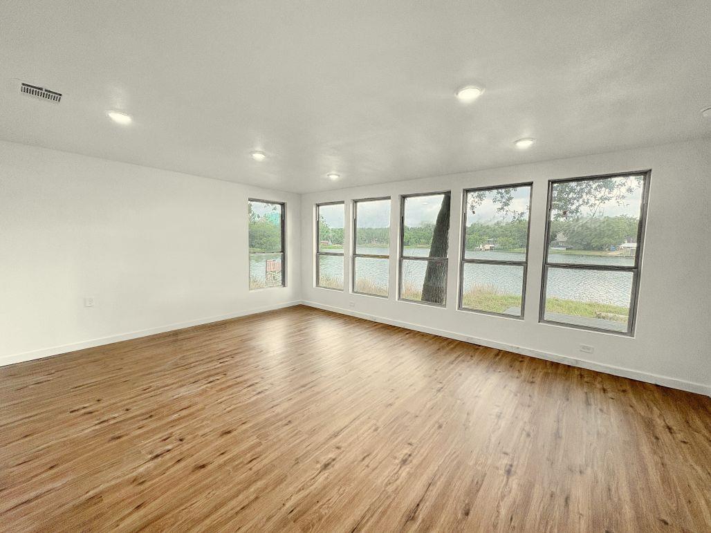 106 Caddo Smithville TX 78957