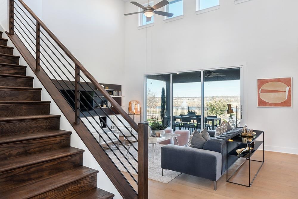 9204 The Ravine Way Austin TX 78744