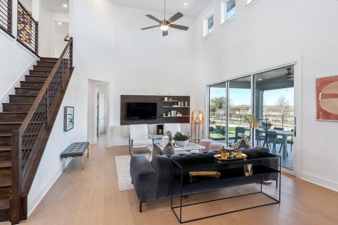 9204 The Ravine Way Austin TX 78744