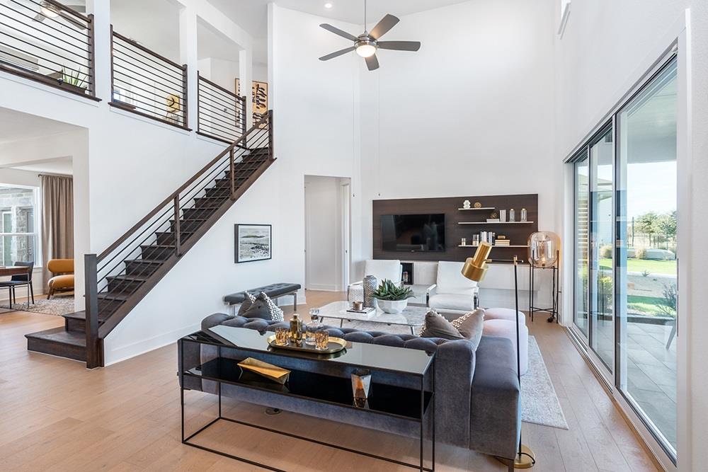 9204 The Ravine Way Austin TX 78744