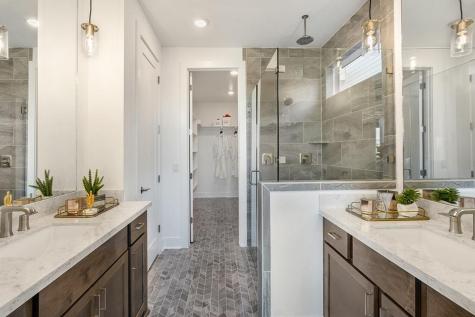 9204 The Ravine Way Austin TX 78744