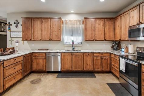 3411 Concho Trail Kingsland TX 78639