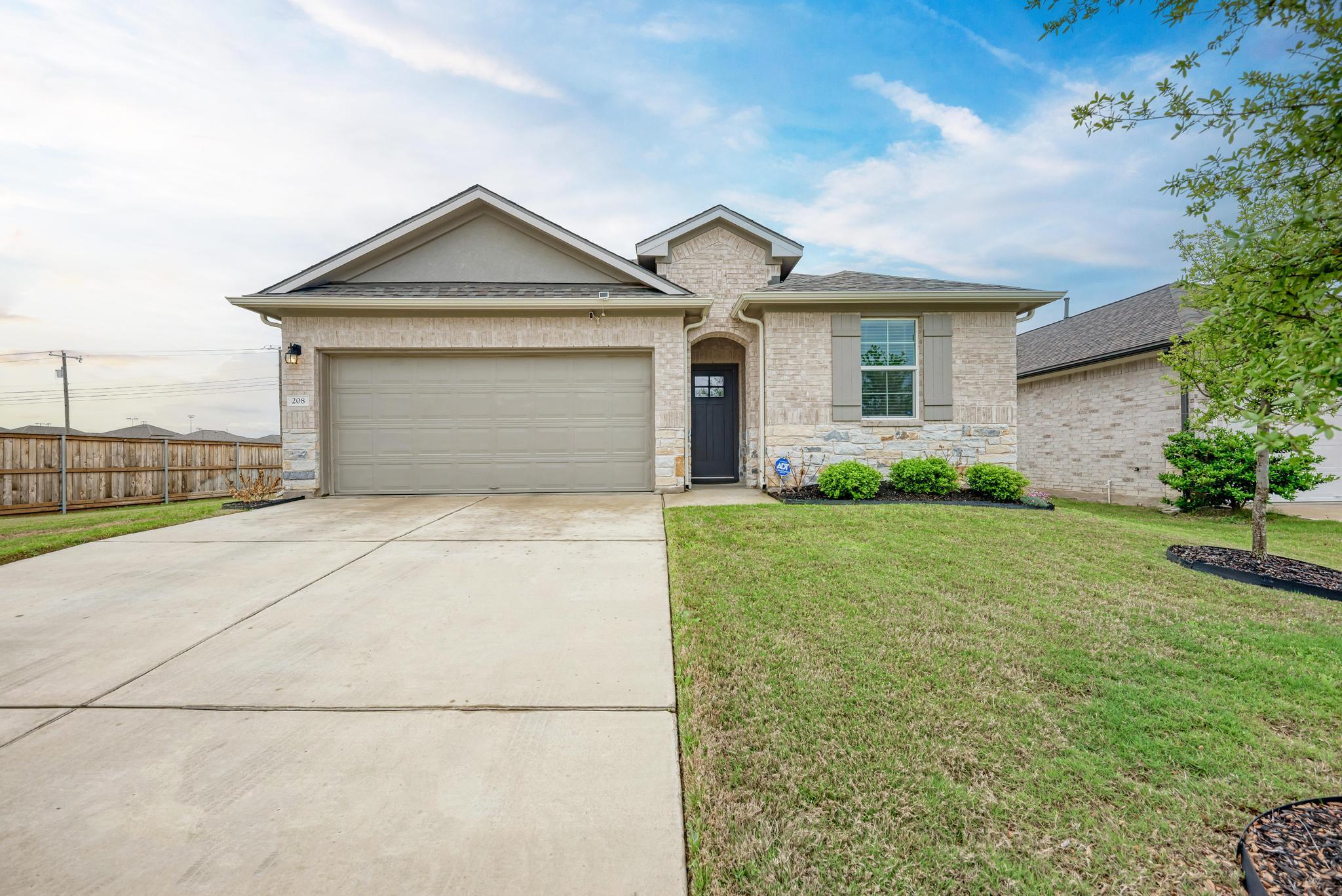 208 Abby Road Georgetown TX 78626