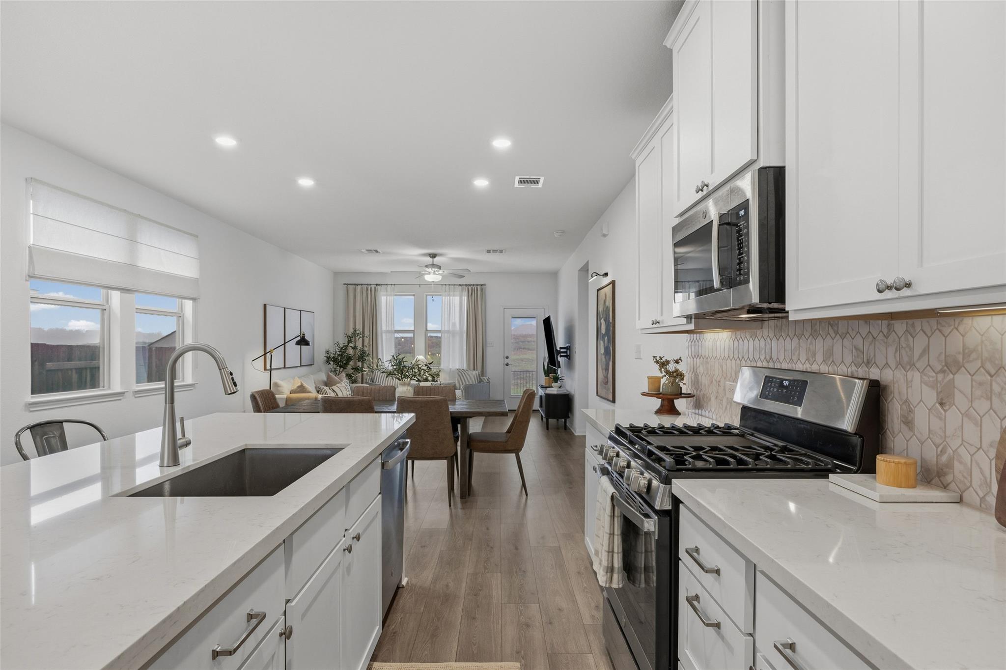 858 Papaya Drive Buda TX 78610