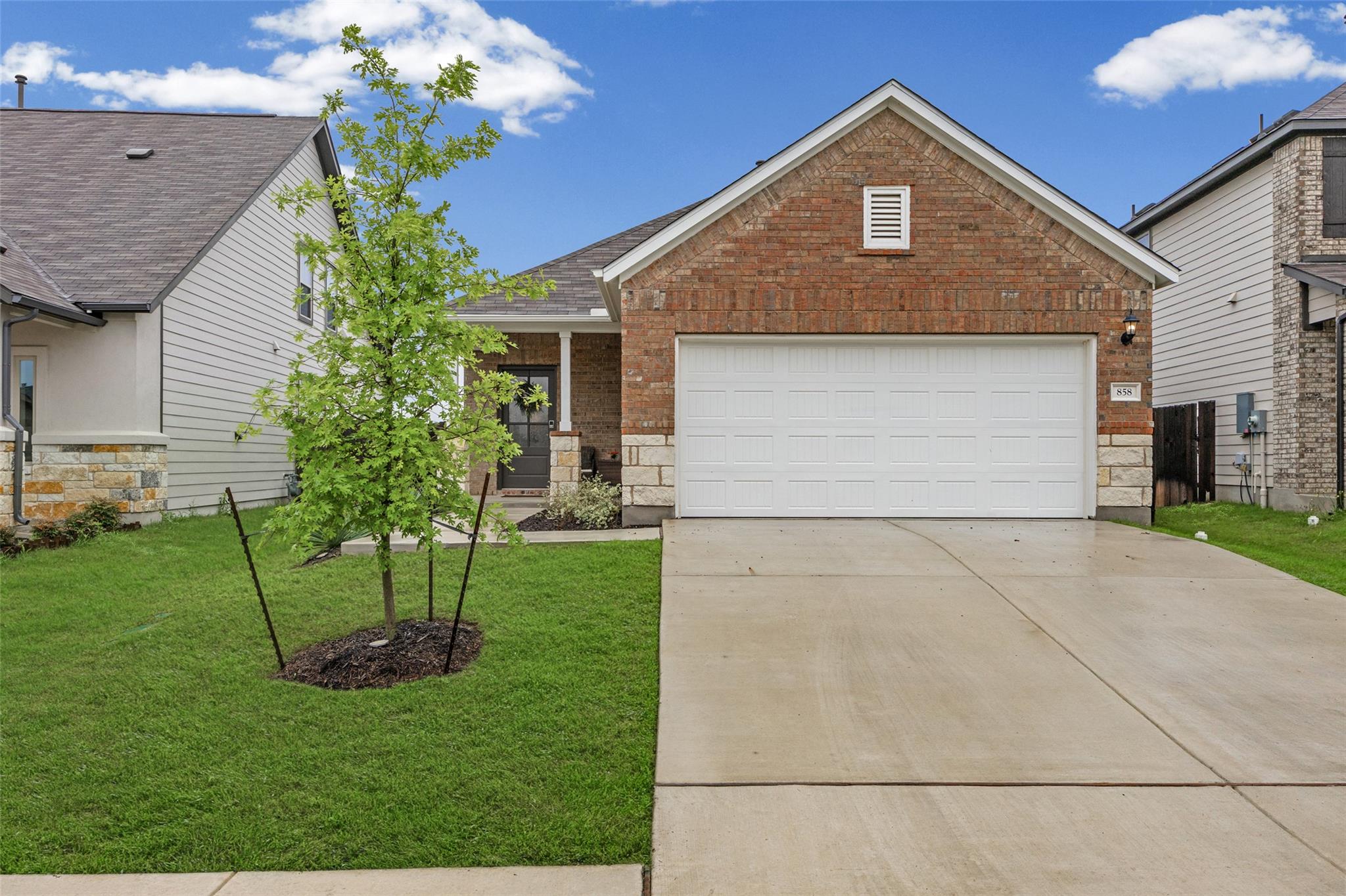 858 Papaya Drive Buda TX 78610
