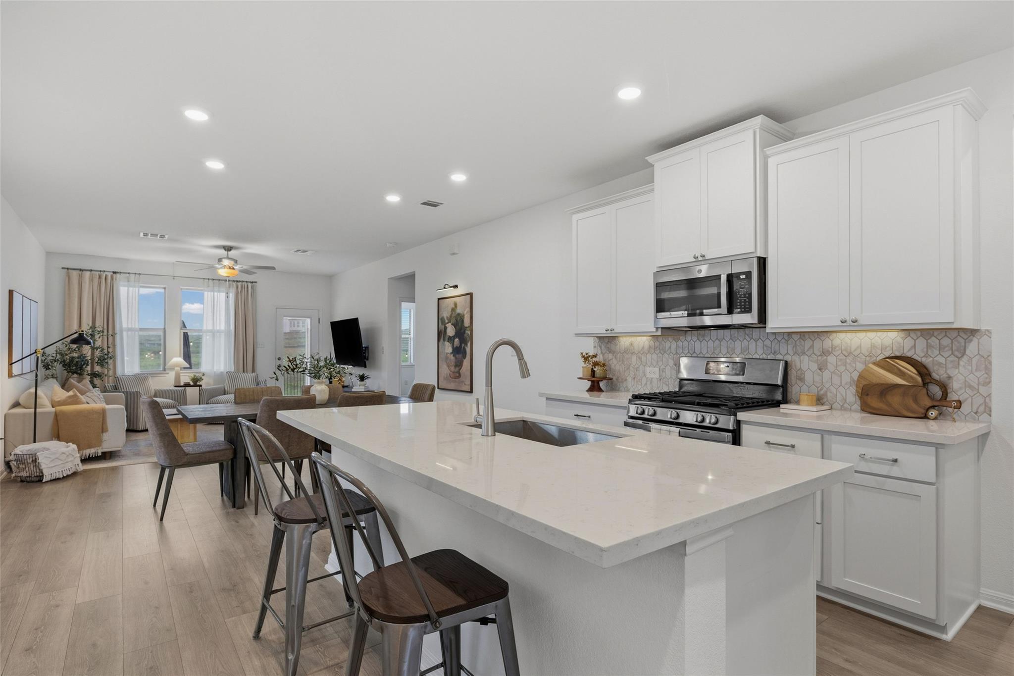 858 Papaya Drive Buda TX 78610