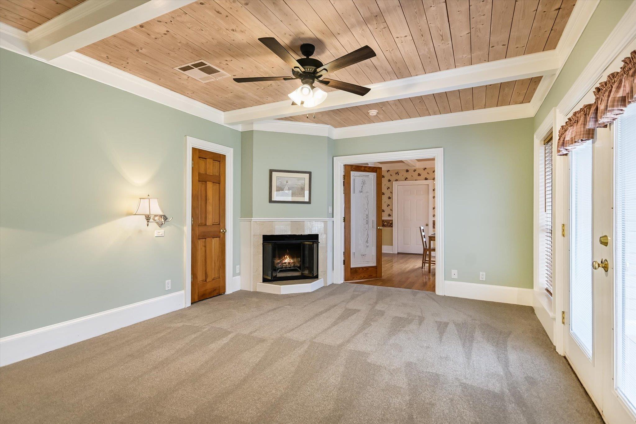 206 N Fm 1660 Hutto TX 78634
