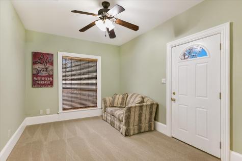 206 N Fm 1660 Hutto TX 78634