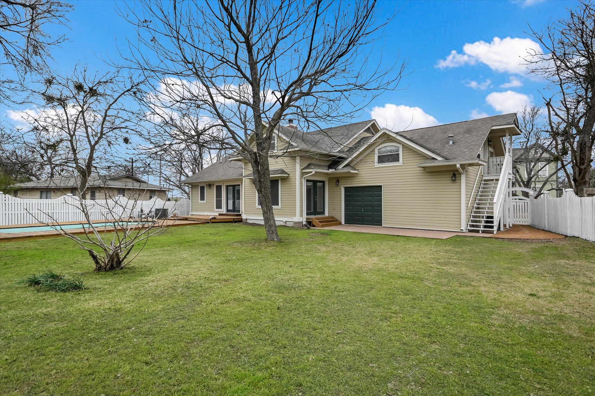 206 N Fm 1660 Hutto TX 78634