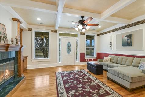 206 N Fm 1660 Hutto TX 78634