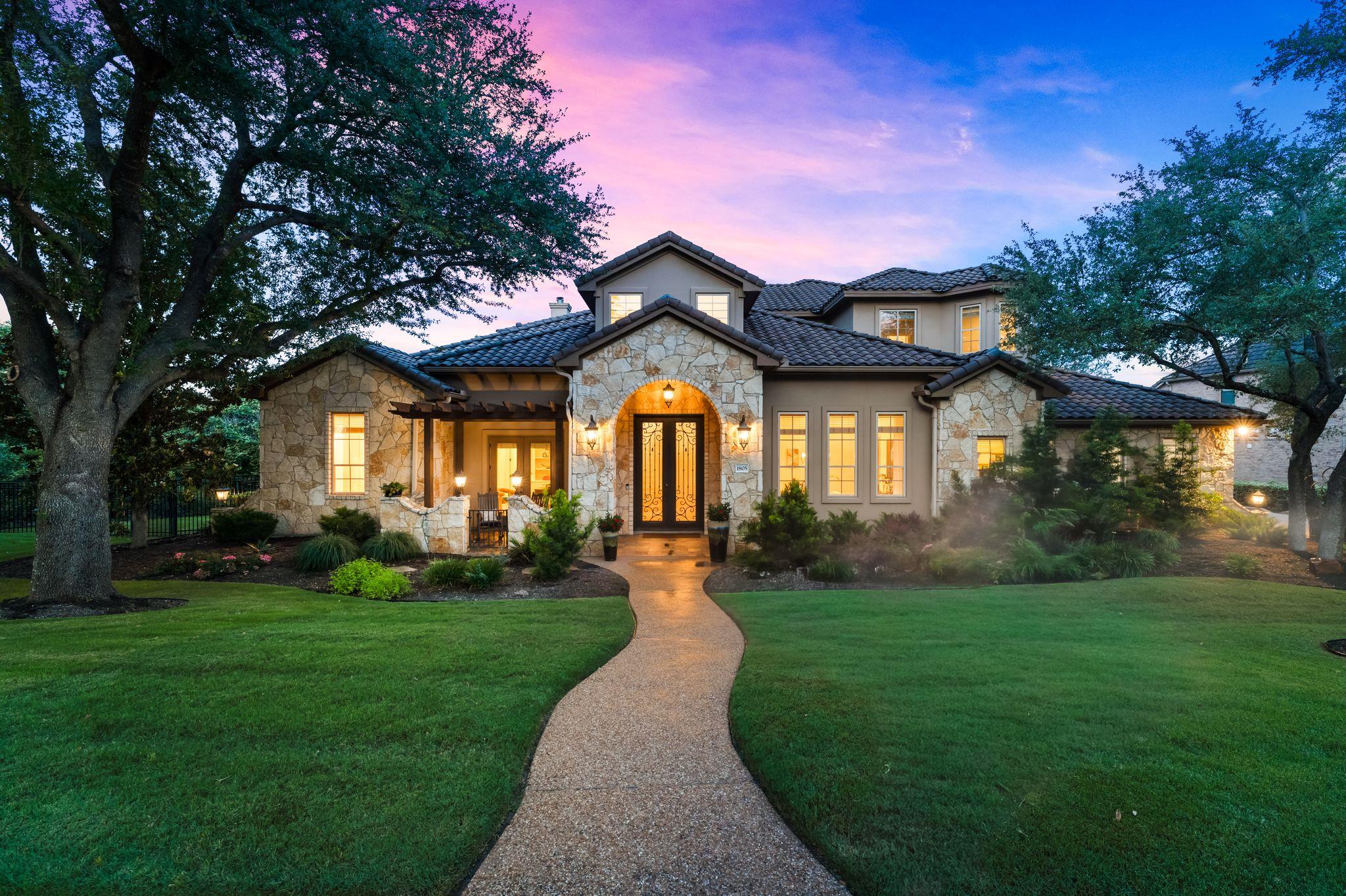1805 Lakecliff Hills Lane Austin TX 78732