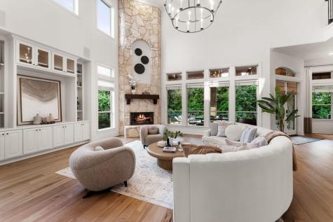 1805 Lakecliff Hills Lane Austin TX 78732