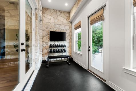 1805 Lakecliff Hills Lane Austin TX 78732