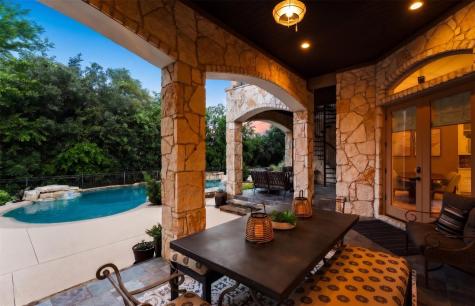 1805 Lakecliff Hills Lane Austin TX 78732