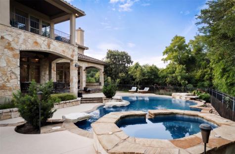 1805 Lakecliff Hills Lane Austin TX 78732