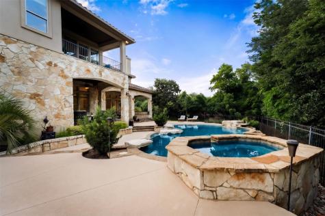 1805 Lakecliff Hills Lane Austin TX 78732