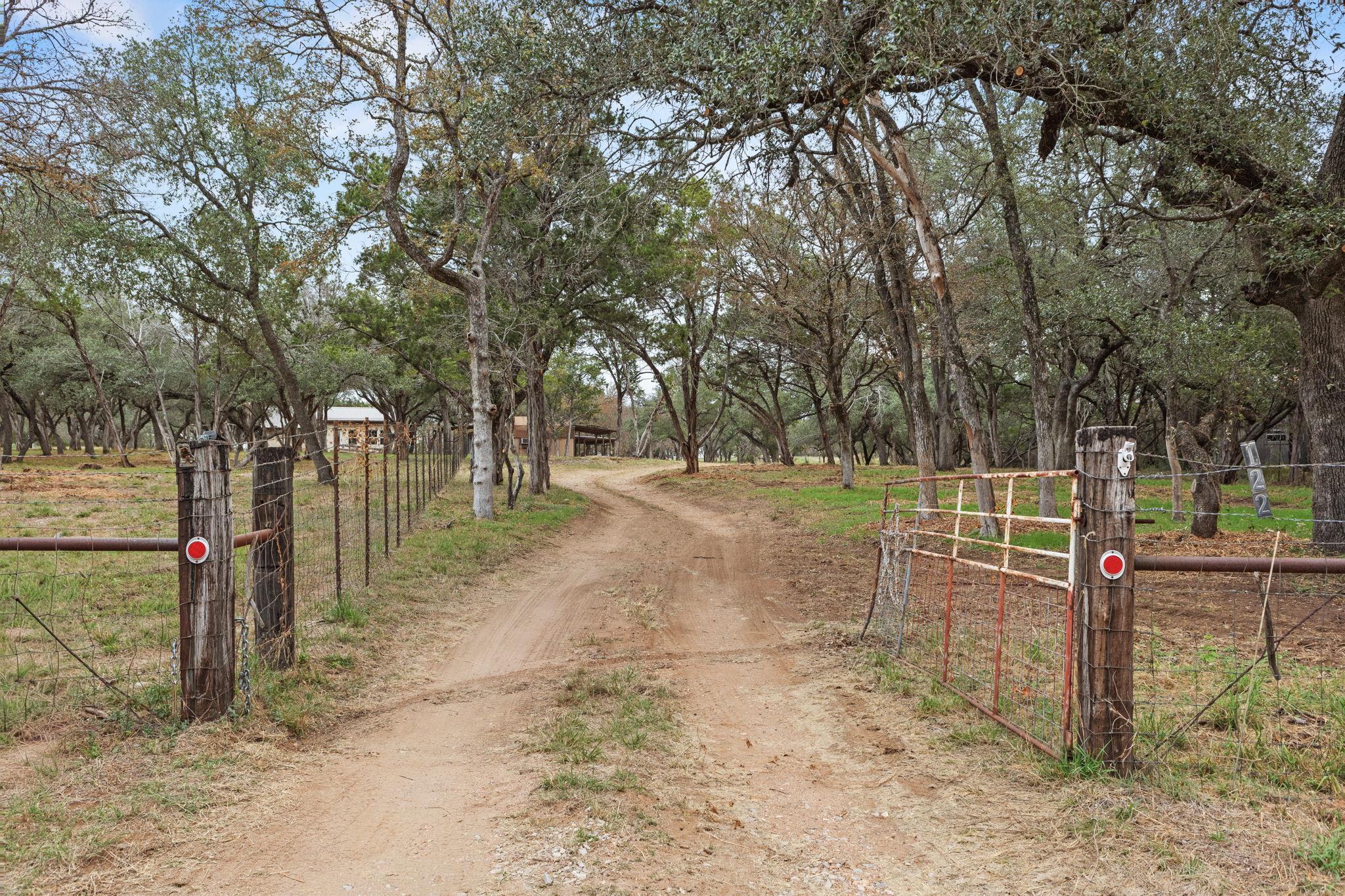 122 Winding Creek Road Spicewood TX 78669