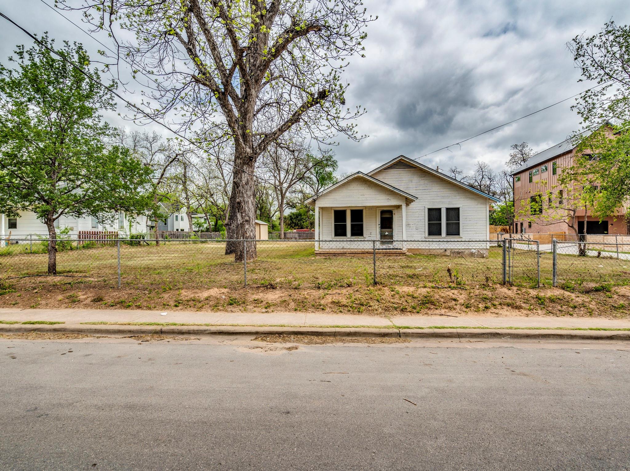 3520 Gonzales Street Austin TX 78702