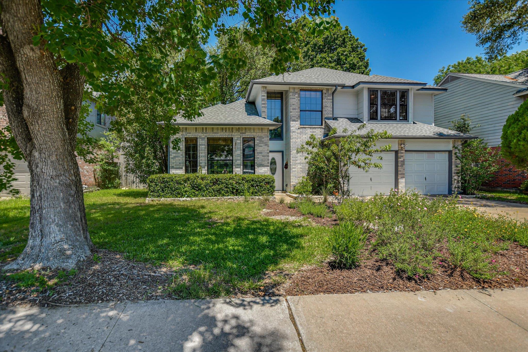 1104 Crestview Street Round Rock TX 78681