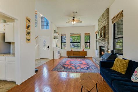 1104 Crestview Street Round Rock TX 78681