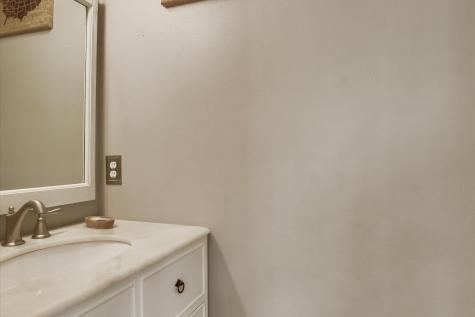 1104 Crestview Street Round Rock TX 78681