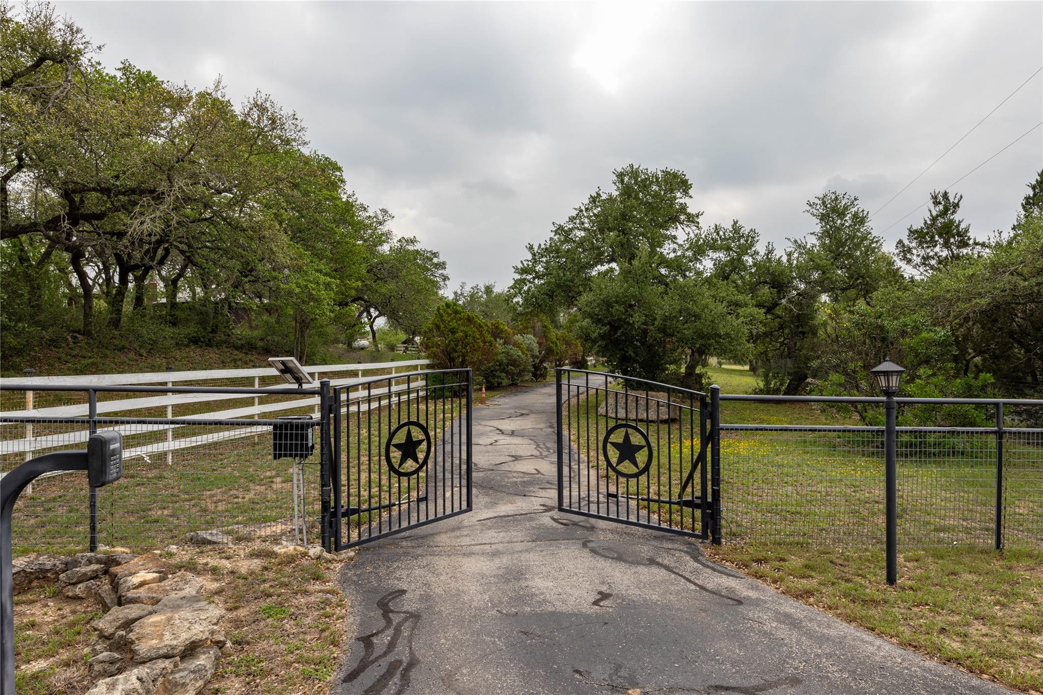 1645 Agarita Drive Fischer TX 78623